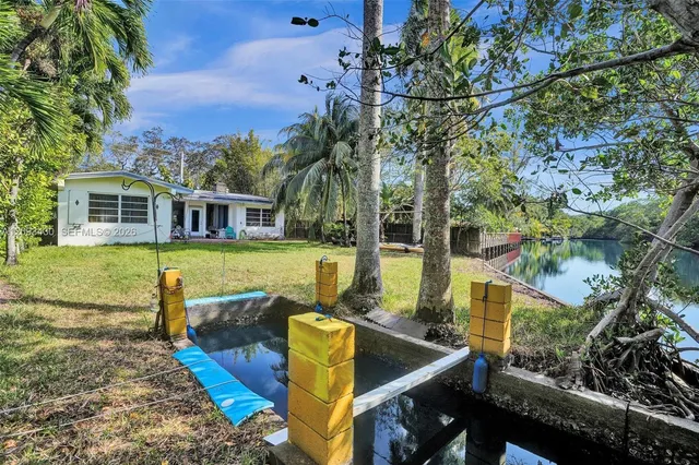 3-bedroom rental at 18500 NE 23rd Court #0, Miami