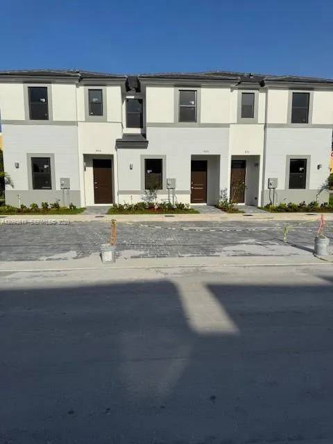 4-bedroom rental at 1017 NW 1 Avenue #1017 D, Florida City