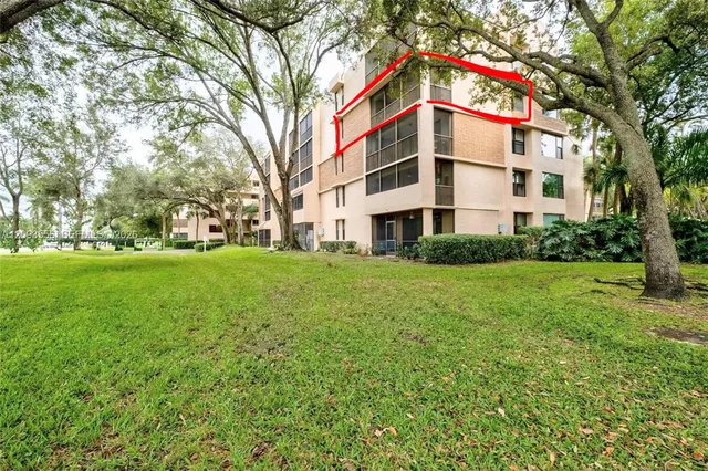 2-bedroom rental at 6800 Cypress Road #401, Plantation