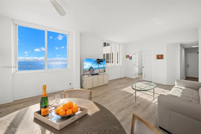 2-bedroom rental at 5005 Collins Avenue #1525, Miami Beach