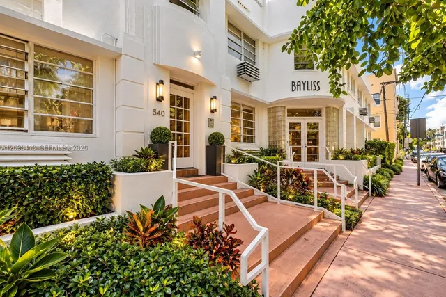 1-bedroom rental at 500 14th Street #101, Miami Beach