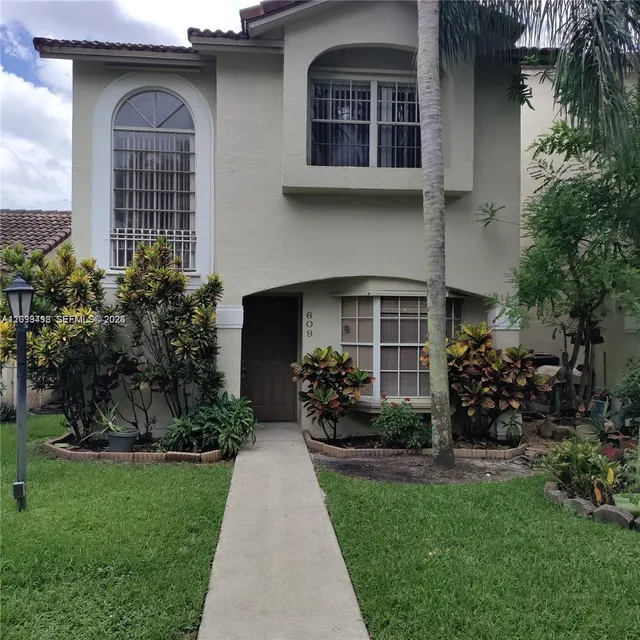 3-bedroom rental at 609 NW 109th Avenue #0, Pembroke Pines
