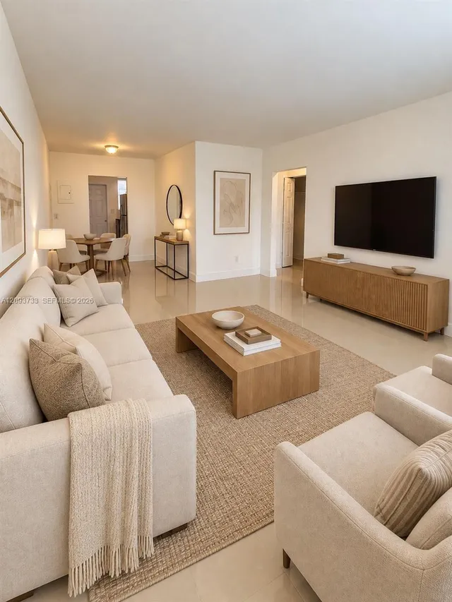 1-bedroom rental at 8215 Crespi Boulevard #2, Miami Beach