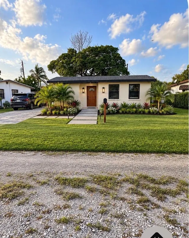 2-bedroom home at 555 HAREM Avenue, Opa-Locka