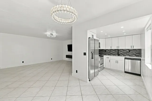 2-bedroom home at 541 BURGUNDY L #541, Delray Beach