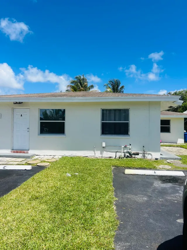 1-bedroom rental at 1471 NW 20TH #1-3, Fort Lauderdale