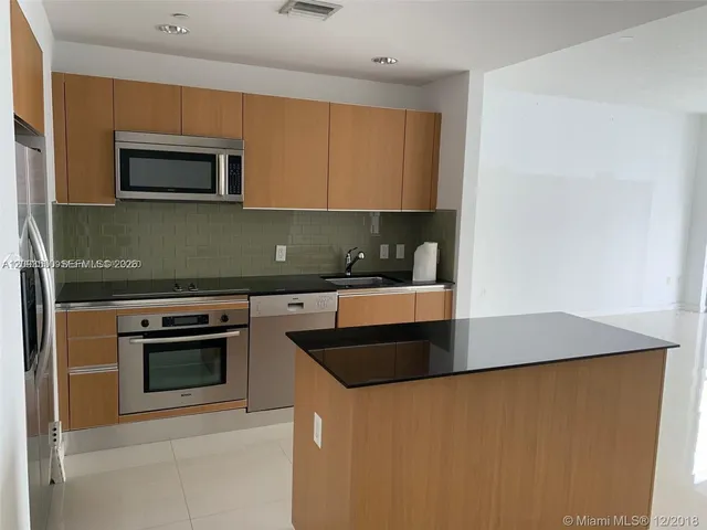 1-bedroom home at 1050 Brickell Avenue #2908, Miami