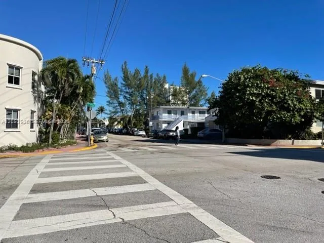 1-bedroom rental at 7725 Carlyle Avenue #6, Miami Beach