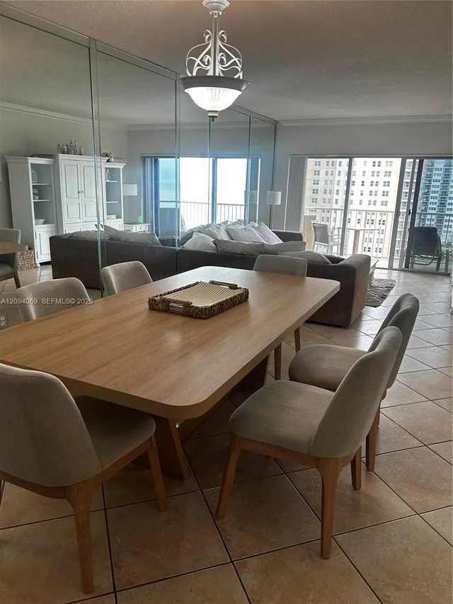 1-bedroom rental at 1950 S Ocean Drive #9K, Hallandale Beach