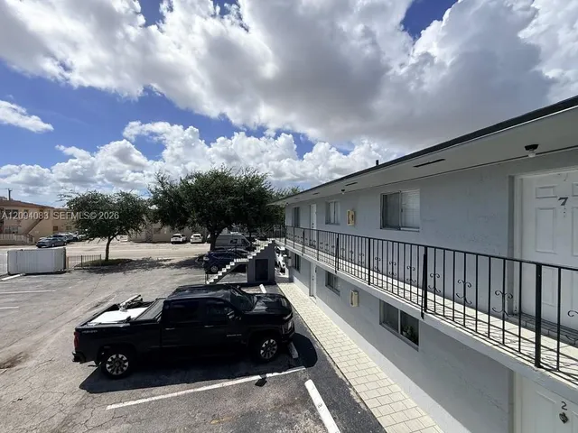 2-bedroom rental at 159 W 8th Street #8, Hialeah