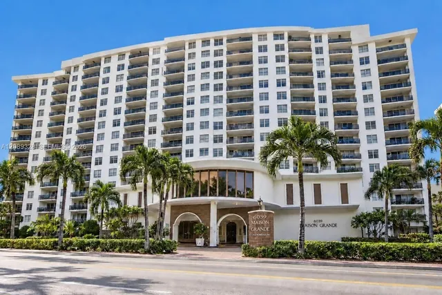 2-bedroom rental at 6039 Collins Avenue #407, Miami Beach