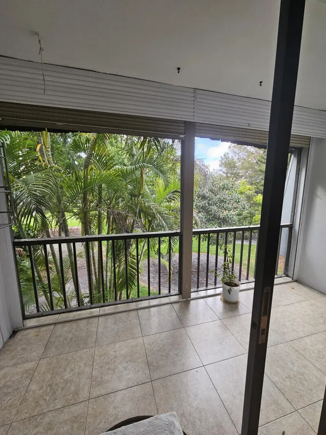 1-bedroom home at 3105 Oakland Shores Drive #j204, Oakland Park