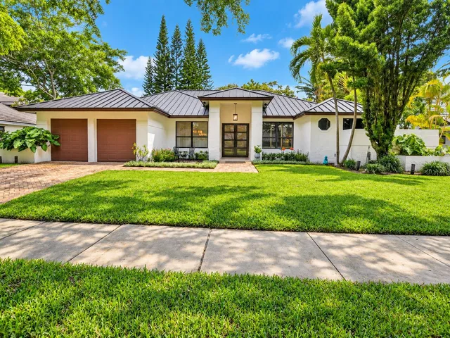 4-bedroom home at 1985 Parkside Circle S, Boca Raton
