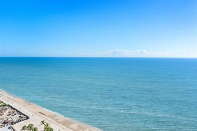 3-bedroom home at 18201 Collins Avenue #3704, Sunny Isles Beach
