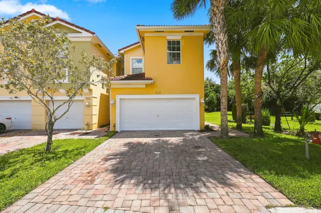 3-bedroom home at 813 Pipers Cay Drive, West Palm Beach