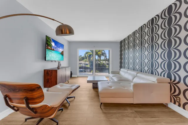 2-bedroom home at 3004 NE 5th Terrace, Fort Lauderdale