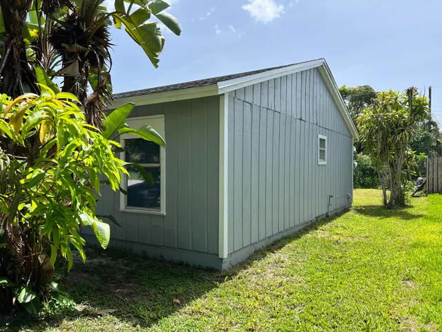 3-bedroom rental at 332 Fleming Avenue, Greenacres