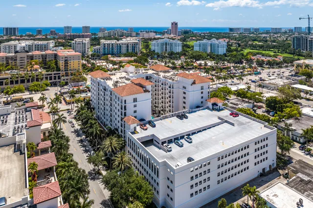 2-bedroom rental at 233 S Federal Highway #605, Boca Raton