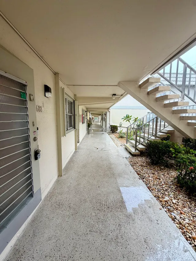 2-bedroom rental at 688 SAXONY O Way, Delray Beach