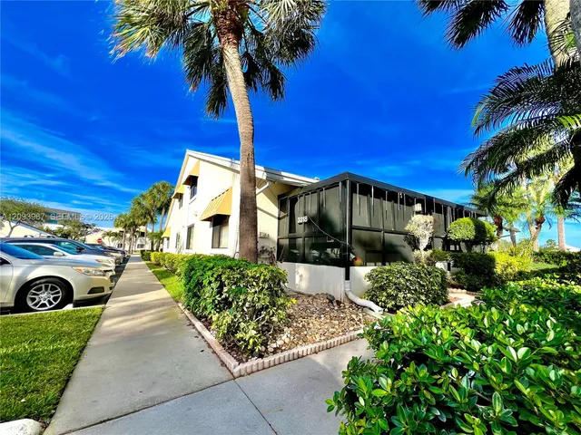 3-bedroom home at 3318 NW 103rd Avenue, Sunrise