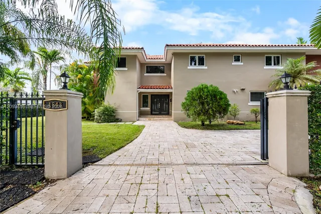 3-bedroom home at 1543 Dorado Avenue, Coral Gables