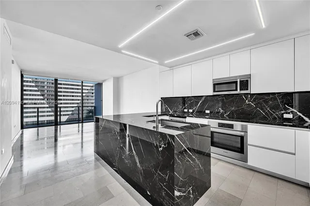 3-bedroom home at 88 SW 7th Street #806, Miami