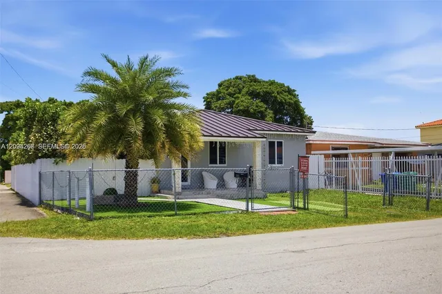 5-bedroom home at 301 SW 36th Avenue, Miami
