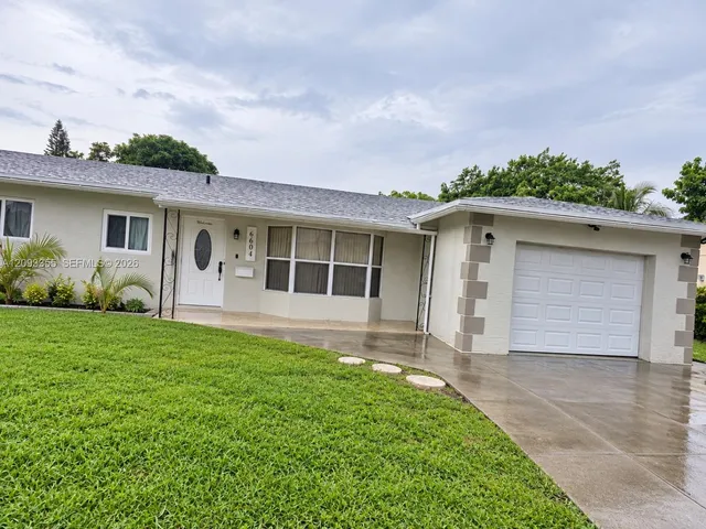 3-bedroom home at 6604 Boulevard Of Champions, North Lauderdale