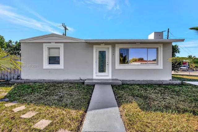 3-bedroom rental at 1008 Elm Road #1, West Palm Beach
