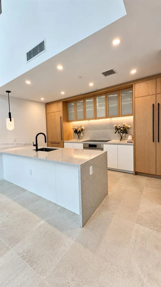 2-bedroom rental at 2200 Brickell Avenue #GV11, Miami
