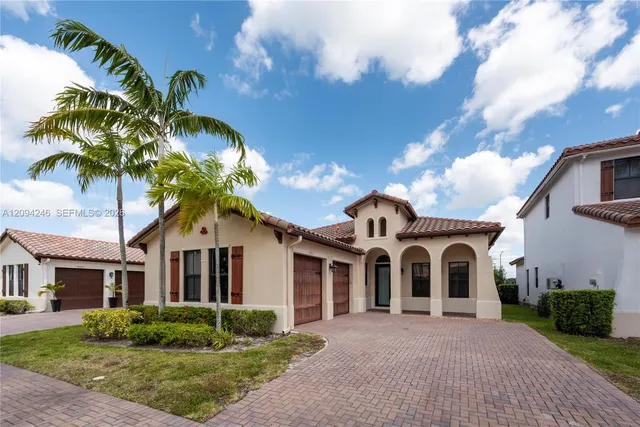 4-bedroom rental at 8513 NW 41st Street #-, Cooper City