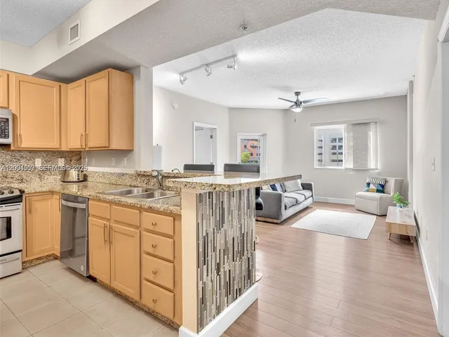 2-bedroom rental at 6001 SW 70th Street #313, South Miami