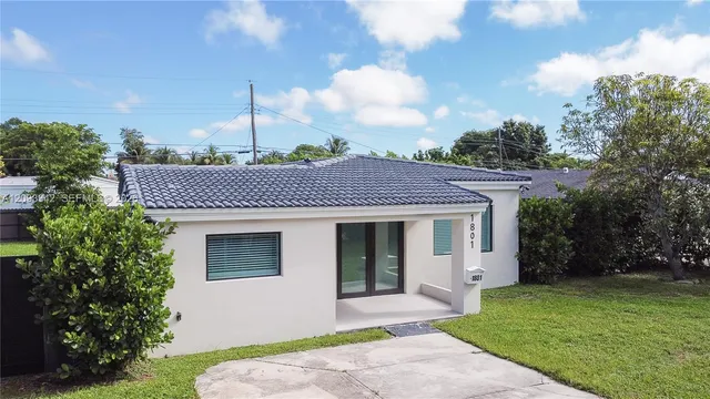 3-bedroom rental at 1801 NE 173rd Street, North Miami Beach