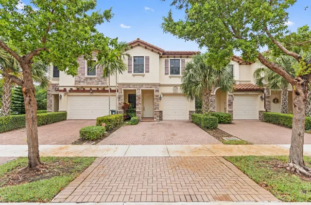 3-bedroom home at 6943 BROADLAND Way, Coconut Creek