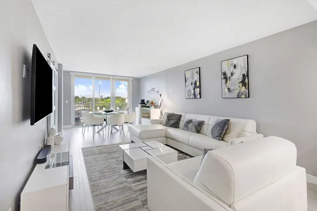 2-bedroom home at 155 ISLE OF VENICE Drive #501, Fort Lauderdale
