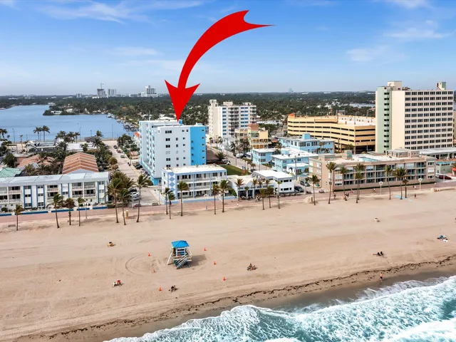 1-bedroom home at 320 S Surf Road #402, Hollywood