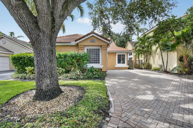 3-bedroom home at 10124 NW 4th Street, Plantation