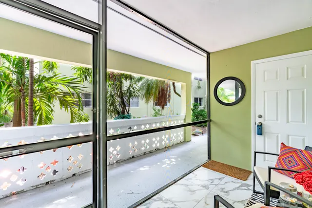 1-bedroom home at 1425 Arthur Street #111B, Hollywood