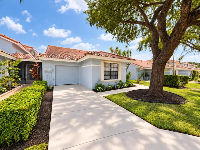 2-bedroom home at 9815 WATERMILL Circle #F, Boynton Beach