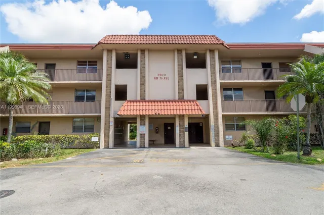 2-bedroom home at 3900 NW 76th Avenue #212, Sunrise