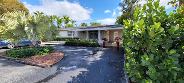 3-bedroom home at 1000 NE 17th Court, Fort Lauderdale