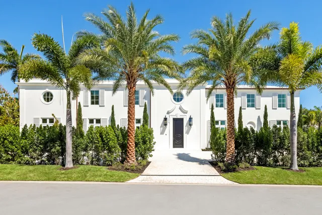 7-bedroom home at 301 Plantation Road, Palm Beach