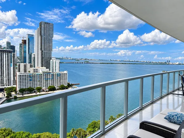 2-bedroom home at 1900 N Bayshore Drive #2604, Miami
