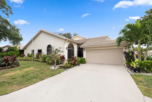 3-bedroom rental at 10933 STAFFORD Circle S, Boynton Beach