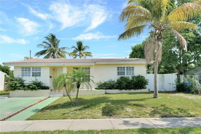 3-bedroom rental at 71 NE 56th Court, Oakland Park