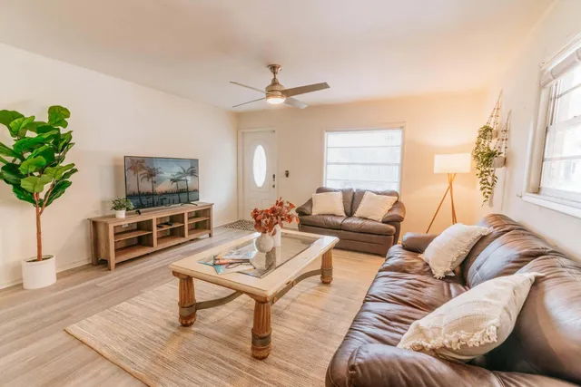 2-bedroom rental at 711 Tuscaloosa Street #1, West Palm Beach
