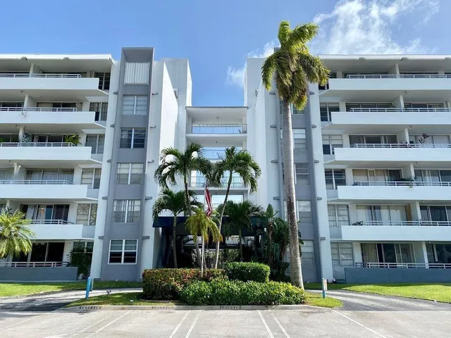 1-bedroom rental at 1080 94TH Street #103, Bay Harbor Islands
