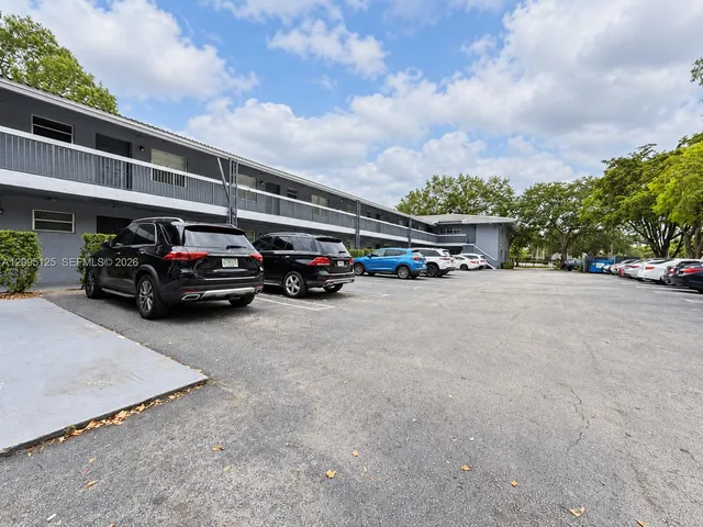 2-bedroom home at 8982 W Sample Road #204, Coral Springs
