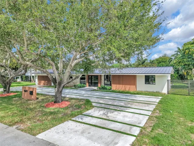 4-bedroom home at 15471 SW 83rd Avenue, Palmetto Bay