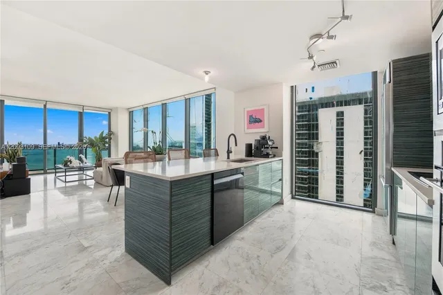 3-bedroom home at 460 NE 28th Street #3308, Miami